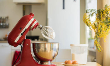 2 types of mixers that make your cooking much simpler
