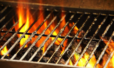 3 effective ways to clean stainless steel barbecue grills