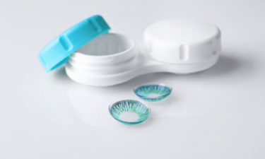 3 tips for buying the right contact lenses online
