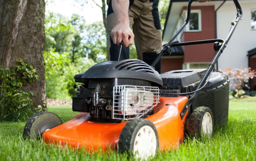 4 easy steps to maintain your lawn mower