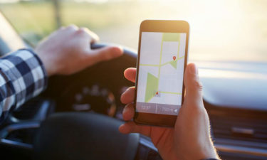 4 popular apps for tracking interstate traffic conditions