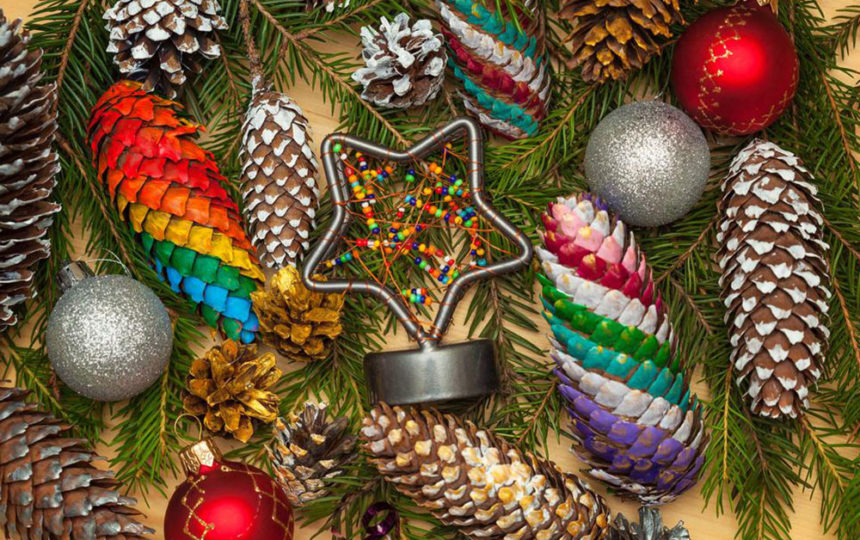 4 wacky Christmas tree ornaments you must try