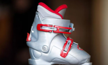 5 comfortable downhill ski boots for you
