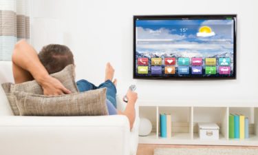 5 most important aspects to check before buying a Smart TV online