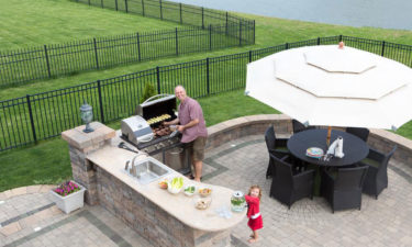 7 points to consider when designing an outdoor kitchen island