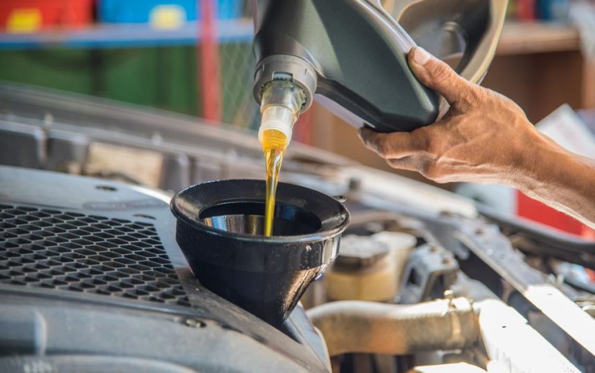 Benefits of Changing Engine Oil