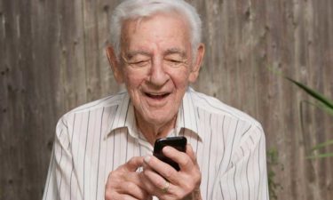 Benefits of Using Aarp Cell Phones for Seniors