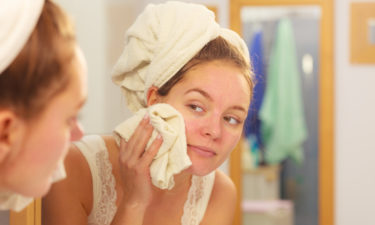 Best Facial Cleansers for Glowing and Soft Skin
