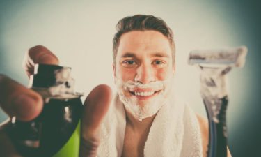 Different types of shaving blades and razors for men