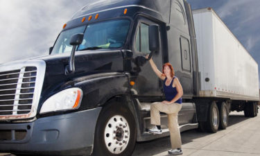 Factors that influence the resale value of used trucks