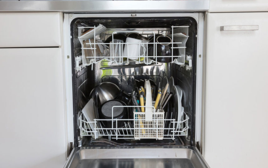 Factors to consider while buying a dishwasher on sale