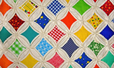 Getting handmade quilts and DIY lessons online