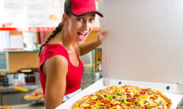 Great deals and discounts on Domino’s pizza