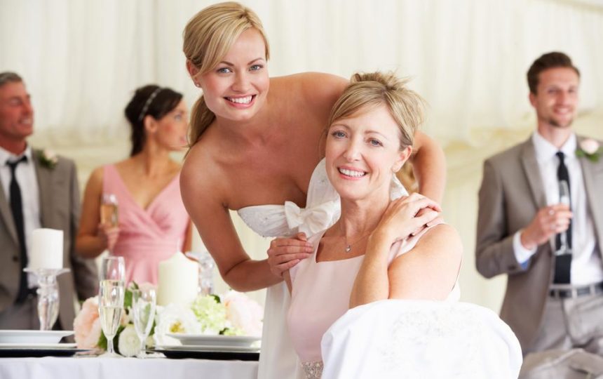 Guide to Choosing the Dress for the Mother of the Bride