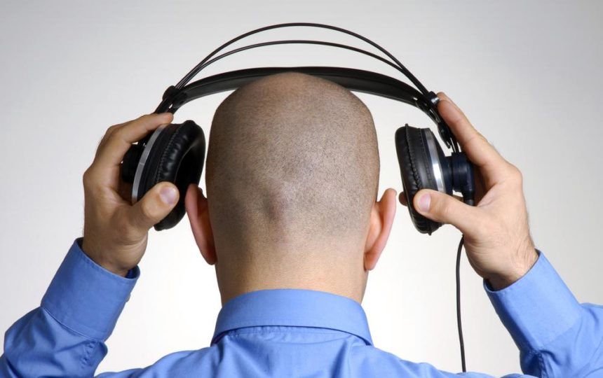 Here’s how overuse of headphones affects your health