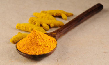 How can turmeric help in the treatment of arthritis?