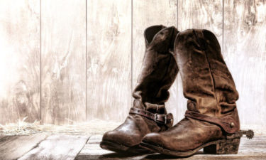 How to buy genuine cowboy boots