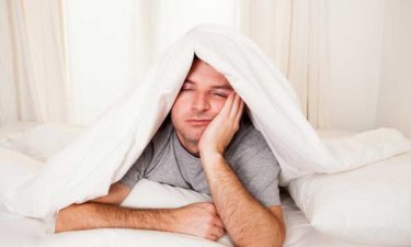 Know about the Causes of Night Sweats in Men and Women