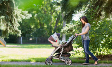 Let your babies go mobile with baby strollers