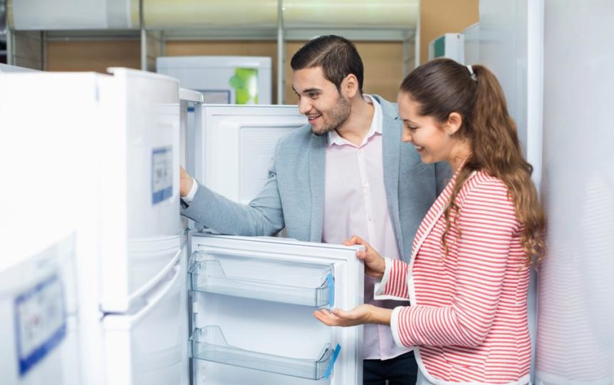 Pros and cons of bottom freezer refrigerators