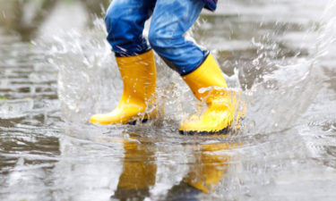 Reasons why Hunter rain boots are a great buy