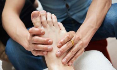 Rheumatoid Arthritis and Gout Foot Pain – Best Treatment Options