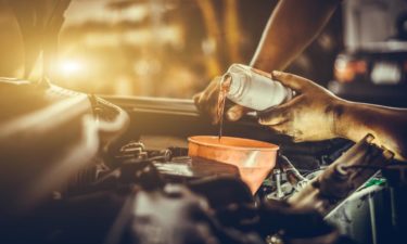 Synthetic Oil Change and How it Helps Improve the Car’s Engine
