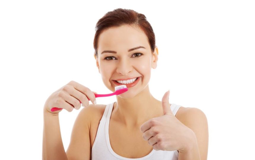 Things to consider before buying a teeth whitening toothpaste