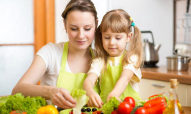 Things to remember while you teach your kids how to cook