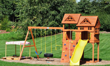 Things you should know about outdoor playsets