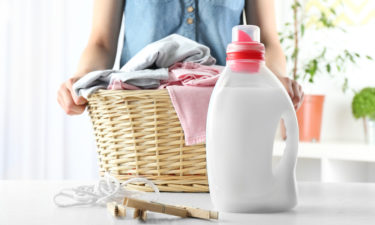 Tips to Remember When Buying and Using Liquid Laundry Detergent