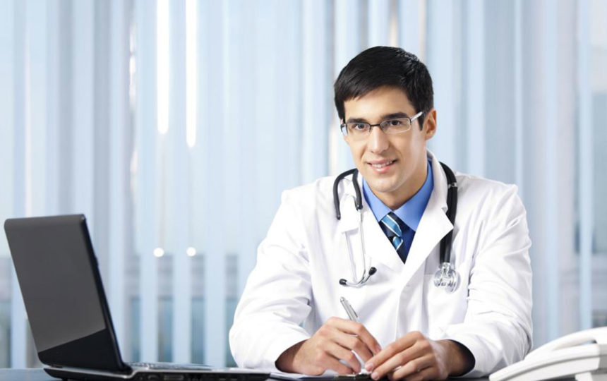 Top 4 criteria to use while looking for physician jobs online