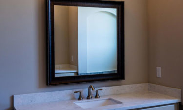 Useful tips on choosing the best bathroom vanity