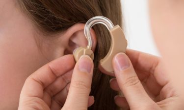 What to expect while purchasing a hearing aid from a hearing professional
