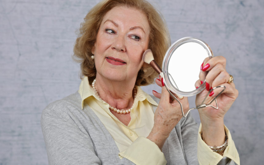 Which Are The Best Foundations For Aging Skin