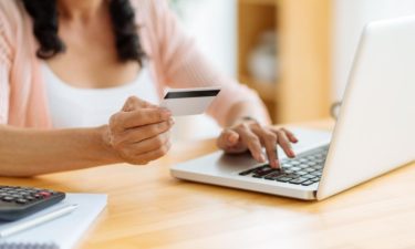 Here’s how to get a no fee prepaid debit card