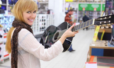 How to use coupons on musical instruments to promote your business