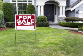 3 common types of yard signs