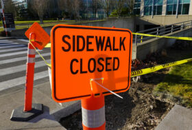 4 useful designs for sidewalk closed signs