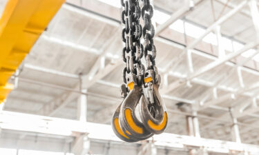 Important things to know about hoisting equipment