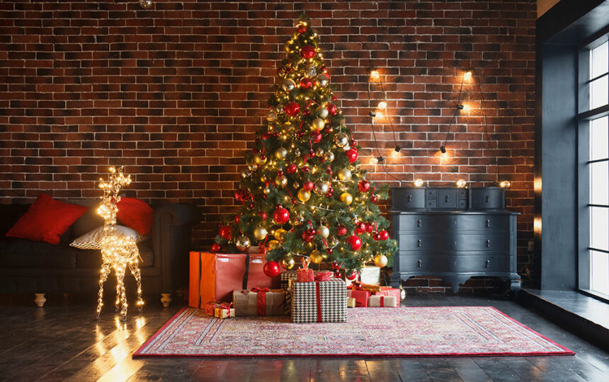 All things Christmas – Ideas for trees, gifts, and more