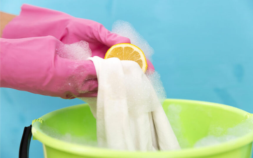 7 ingredients that work as natural stain removers